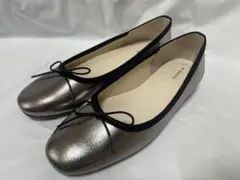 au bannister オゥバニスター　パンプス　フラット　中古　極美品のサムネイル