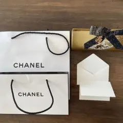 シャネルクリスマス用 ショッパー2枚付き