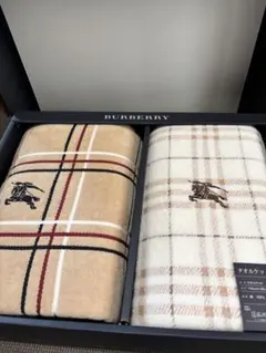 BURBERRY タオルケット ノバチェック ホースロゴ 箱付き - メルカリ