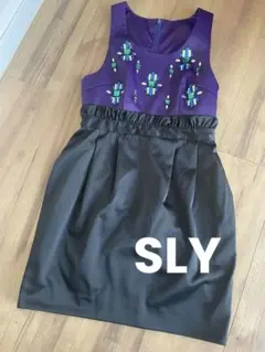 スライ　SLY ビジュー　ワンピース　コクーン　配色