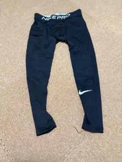 Nike Pro ブラック タイツ