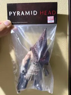 Dadrak ピラミッドヘッド pyramid head サイレントヒル 2 Dadrak ピラミッドヘッド pyramid head サイレントヒル 2 - メルカリ