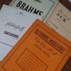 B246 洋書 楽譜 紙物 ヴィンテージ ジャンクジャーナル 雑記帳 コラージュ