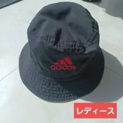 adidas　ゴルフ バケットハット 黒　ピンクロゴ　レディース