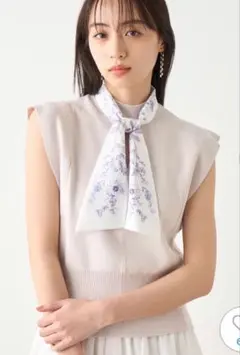 期間限定値下げ　SNIDEL スナイデル スカーフタイニットプルオーバー