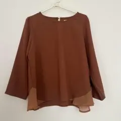 ブラウスのサムネイル