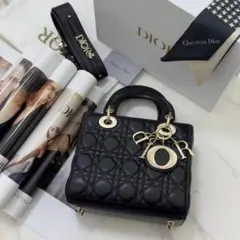 ロゴチャーム ラムスキン ショルダー 24時間以内発送