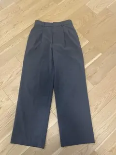 ユニクロ　UNIQLO タックワイドパンツ　S グレー