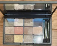 ❗️値下げ❗️　メゾンキツネ×シュウウエムラ アイシャドウ カモアイシャドーパレット