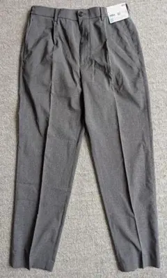 UNIQLO タックテーパードパンツ グレー Mサイズ