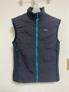 新品同様 パタゴニア ナノエア ハイブリッド ベスト BLK