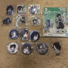 鬼滅の刃 　キーホルダー 伊黒小芭内 缶バッジ まとめ売り