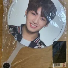 BTS グク 団扇 うちわ wings 公式品　送料込み