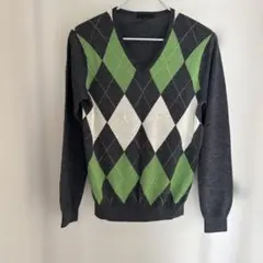 ★美品★ユニクロ　アーガイル　Vネックセーター　薄手　グレー　グリーン　白　M