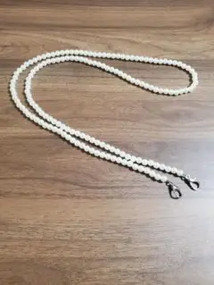 ビーズショルダーストラップ ホワイト 115cm