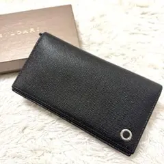 極美品　未使用に近い　ブルガリ　長財布　ビーゼロワン　ブラック　ラウンジジップ 極美品 未使用に近い ブルガリ 長財布 ビーゼロワン ブラック ラウンジ