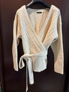 ⭐︎美品　アイボリー ケーブルニット アーバンリサーチラップカーディガン
