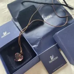 Swarovski ハート型クリスタルネックレス