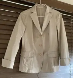 Burberry London カジュアルで上品なジャケット ベージュ　40のサムネイル