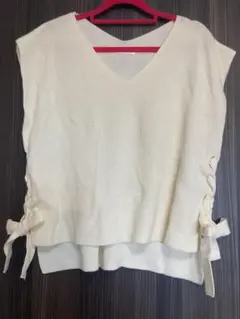 【値下げ】 SENSE OF PLACE サイドレースアップニットベストホワイト