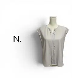 N. Natural Beauty Basic ノースリーブ ブラウス M
