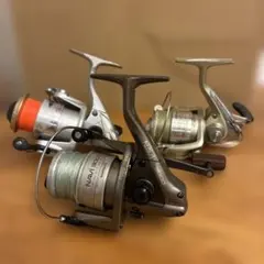Daiwa SHIMANO NAVI 3000他 スピニングリール 3点セットのサムネイル