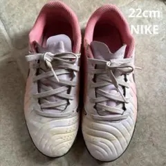 Item thumbnail for item a62c4e3e-9a04-4838-8e1b-140b41cf34f7