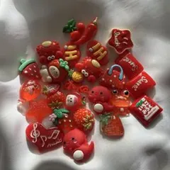 デコレーションパーツ　デコパーツ　25個　赤　まとめ売り