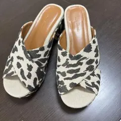 ★未使用新品★リリーブラウン★レオパードサンダルのサムネイル