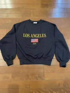 美品 W I G Oトレーナー　ネイビー Ｆサイズ 新品に近い美品