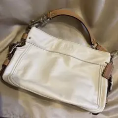 匿名配送 送料込み コーチ COACH ホワイトレザー ショルダーバッグ