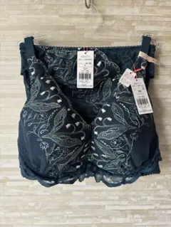 D80L」トリンプ アモスタイル×マナミサクライ夢みるブラDeepVブラショーツ