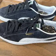 PUMA SUEDE ブラック ホワイト スニーカーのサムネイル