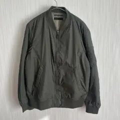 UNIQLO オリーブグリーン MA-1ジャケット