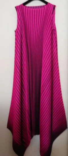 プリーツプリーズ ノースリーブワンピース プリーツプリーズPLEATS PLEASE プリーツノースリーブワンピース