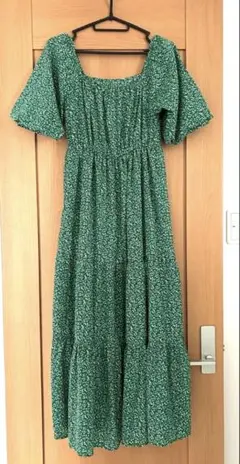 花柄　ワンピース　ロングワンピース　グリーン　パフスリーブ　Mサイズ　春　夏