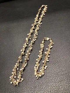 Item thumbnail for item e6af4897-bb6b-45fa-b5c2-a7c90b142838