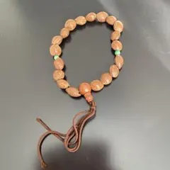 木の実型の数珠　茶色