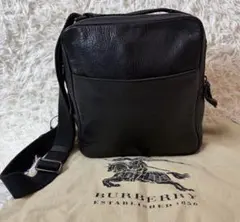 Burberry バーバリー ショルダーバック 黒 シボ革 Wジップ 2層式のサムネイル