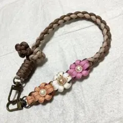 スマホストラップ ハンドストラップ パラコード お花 ハンドメイド