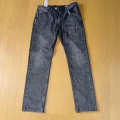 リーバイス ダークグレー ストレートジーンズ