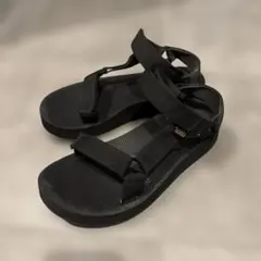 Teva スポーツサンダル ブラック　23cmのサムネイル