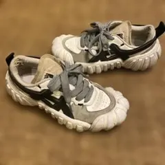 Onitsuka Tiger スニーカーのサムネイル