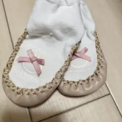 赤ちゃん用滑り止め付きシューズ風ソックス