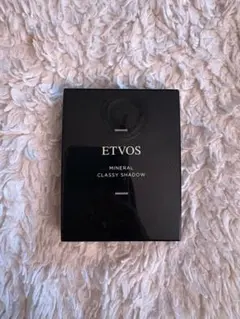 最安値✨ETVOS ミネラルクラッシィシャドー　スローベージュ✨のサムネイル