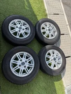 18インチ ブラックホイール ヨコハマタイヤセット スタッドレス 値引き