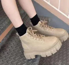 Item thumbnail for item c7f61818-ebfc-4820-aca2-e161b4ce38b1