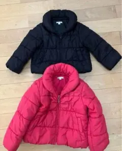 黒100 赤110のダウンコート