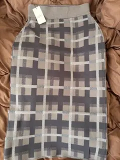 チェック柄ニットタイトスカート グレー系