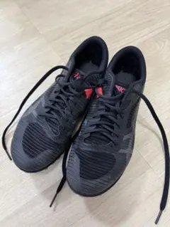 ASICS ブラック スパイクシューズ